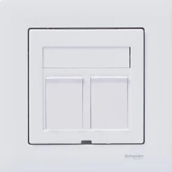 Modulaarinen pistorasia