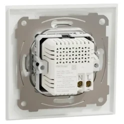 USB-latauspistorasia